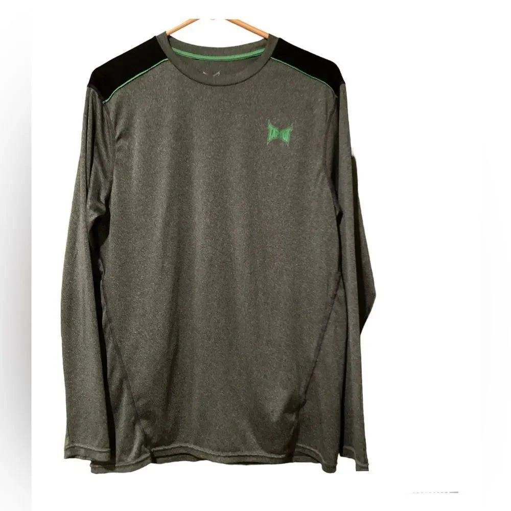 Tapout Grey Long  Sleeve Shirt Size Large
